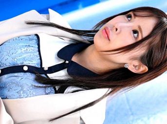 【マジックミラー号】「気持ちよくなると、こんなにも、出ちゃうんですね…」チカン指入れで声我慢チャレンジ！