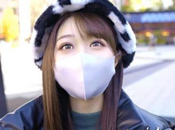 【素人×女学生】とってもオシャレなアイドル級にカワイイデカぱい女学生！