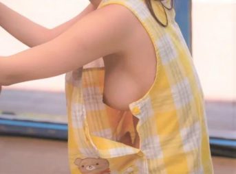 【素人ナンパ】マジックミラー号に水溜りが出来るほどお漏らし潮吹きした保育士…美巨乳スレンダー美人がおっぱい揉まれ理性崩壊交尾