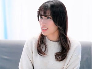 【素人ナンパ】「これ結婚指輪なんです//」共働きしているという28歳の他人妻さん！マジックミラー号でちかんされた奥様が生ハメ交尾！