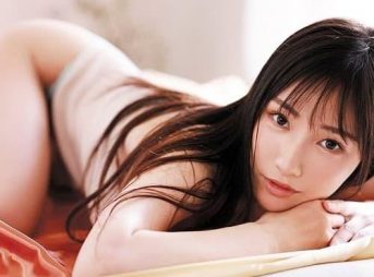 【山手梨愛】スレンダーパーフェクトボディのグラビアアイドルが大きなおっぱいを露にして勃起したチ〇ポを咥え跨って。。。