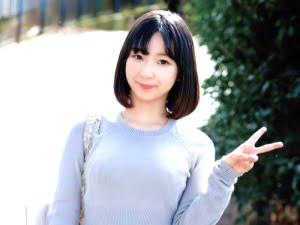 【素人ナンパ】「あぁん♡気持ちいい♡」狭いバスタブの中でフェラをした娘大生が立ちバックでチンコを挿入される！