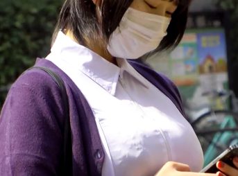 休憩中の時間を利用して性欲開放するヤバイ過ぎ爆乳ビッチナースｗケツ穴ひくひくさせて感じる感度良好まんこをゴムなし喰い！