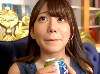 ＜ハメ撮り＞えろたわわなおっぱいGALとホテルでヤリまくり！敏感チクビを乳首責め…痙攣するヤリマンを巨根巨根で調教し無許可ナカ出し♡